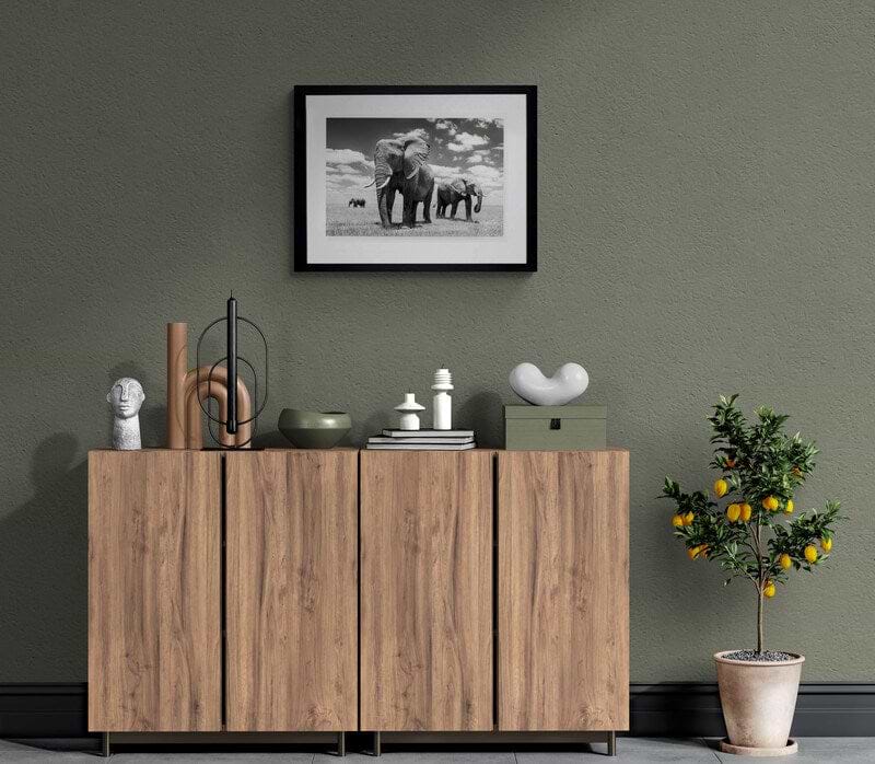 Matriarch (Roomset)