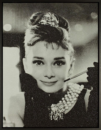 Audrey Hepburn (Femme Fatale), 2019