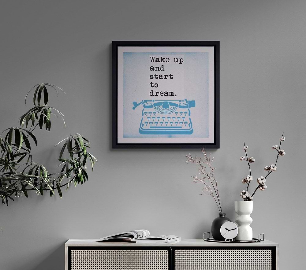 Wake Up and Start to Dream (Roomset)