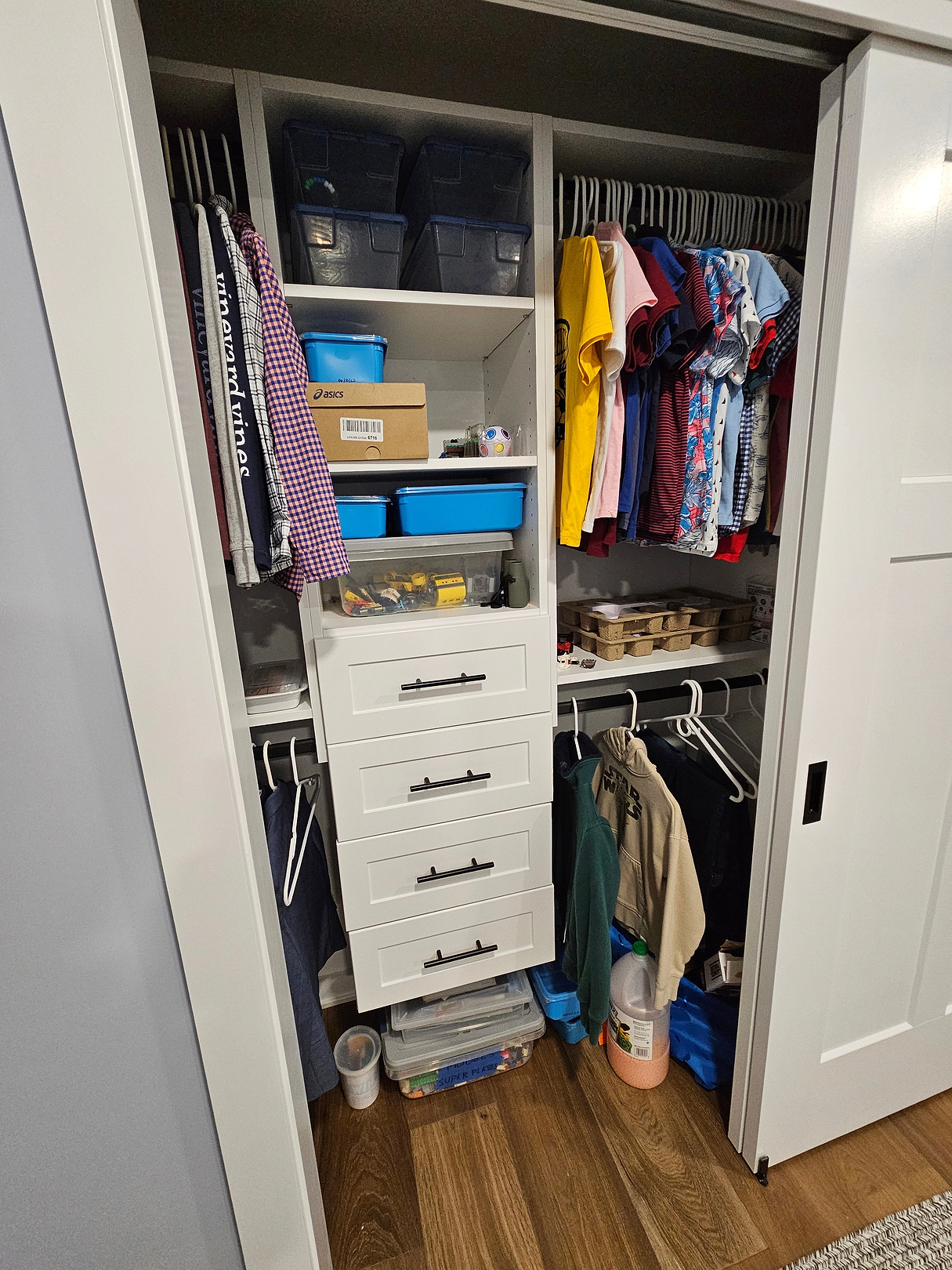Oval Hanging Rod | Modular Closets