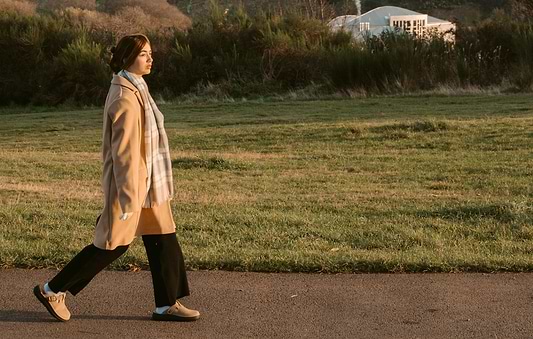 Are Clogs Still in Style? (Why Timeless Design Never Ages)