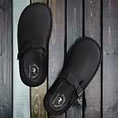 Sawyer - Leather Clog-Toe Sandal | Black Nubuck
