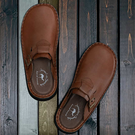 Sawyer - Leather Clog-Toe Sandal | Brown