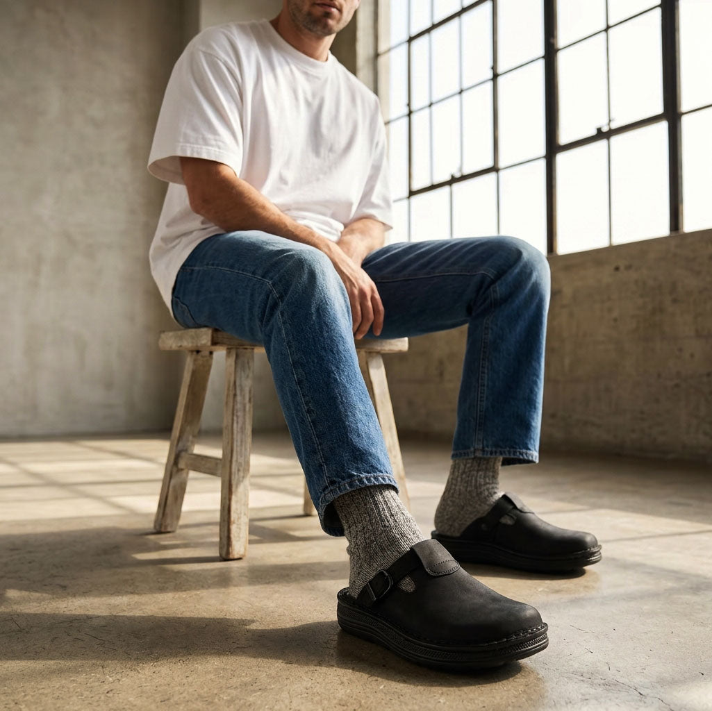 Sawyer - Leather Clog-Toe Sandal | Black Nubuck