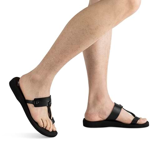 David - Vegan Leather Sandal | Black model view