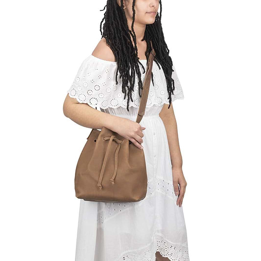 handmade Leather Bucket Bag brown - model view
