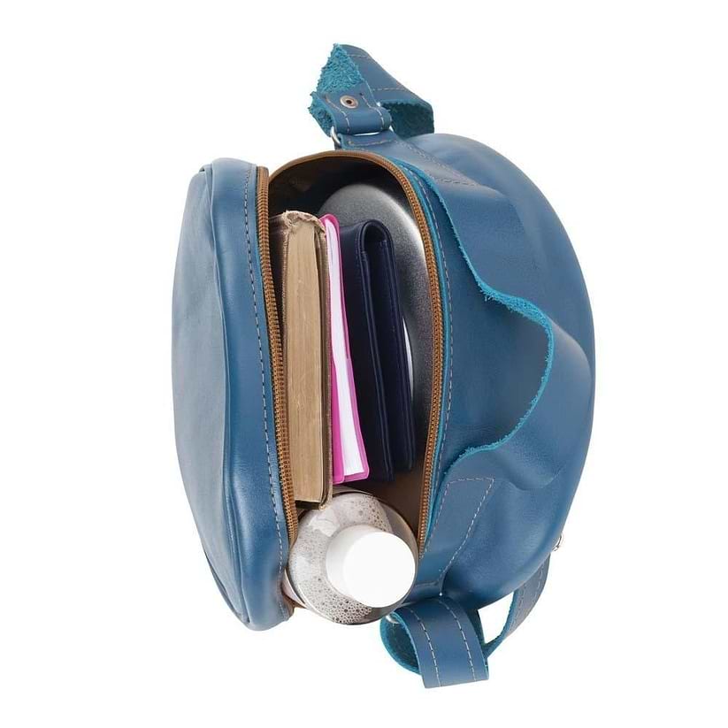 Round Leather Bag in blue - inside View