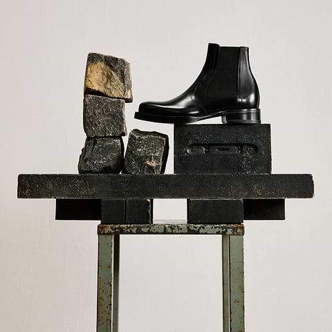Pierre Hardy BOTTINES HEROES, cuir de veau verni noir, vue 2