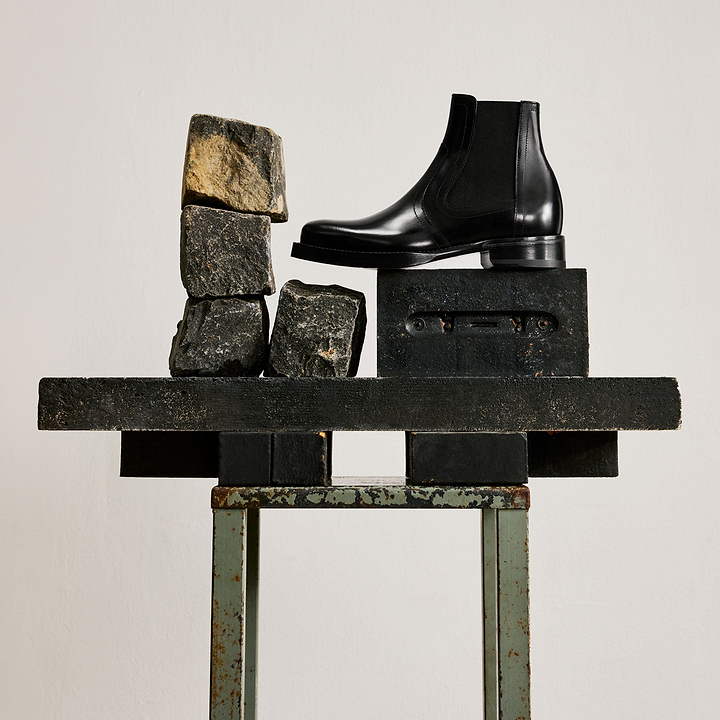 Pierre Hardy BOTTINES HEROES, cuir de veau verni noir, vue 2