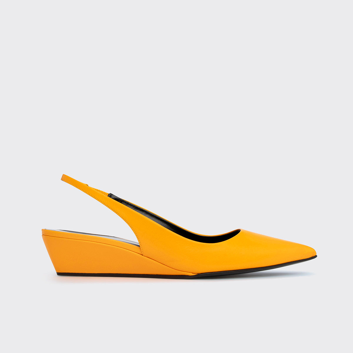 Pierre Hardy ESCARPIN SLINGBACK AMBER, cuir de chevreau mandarine