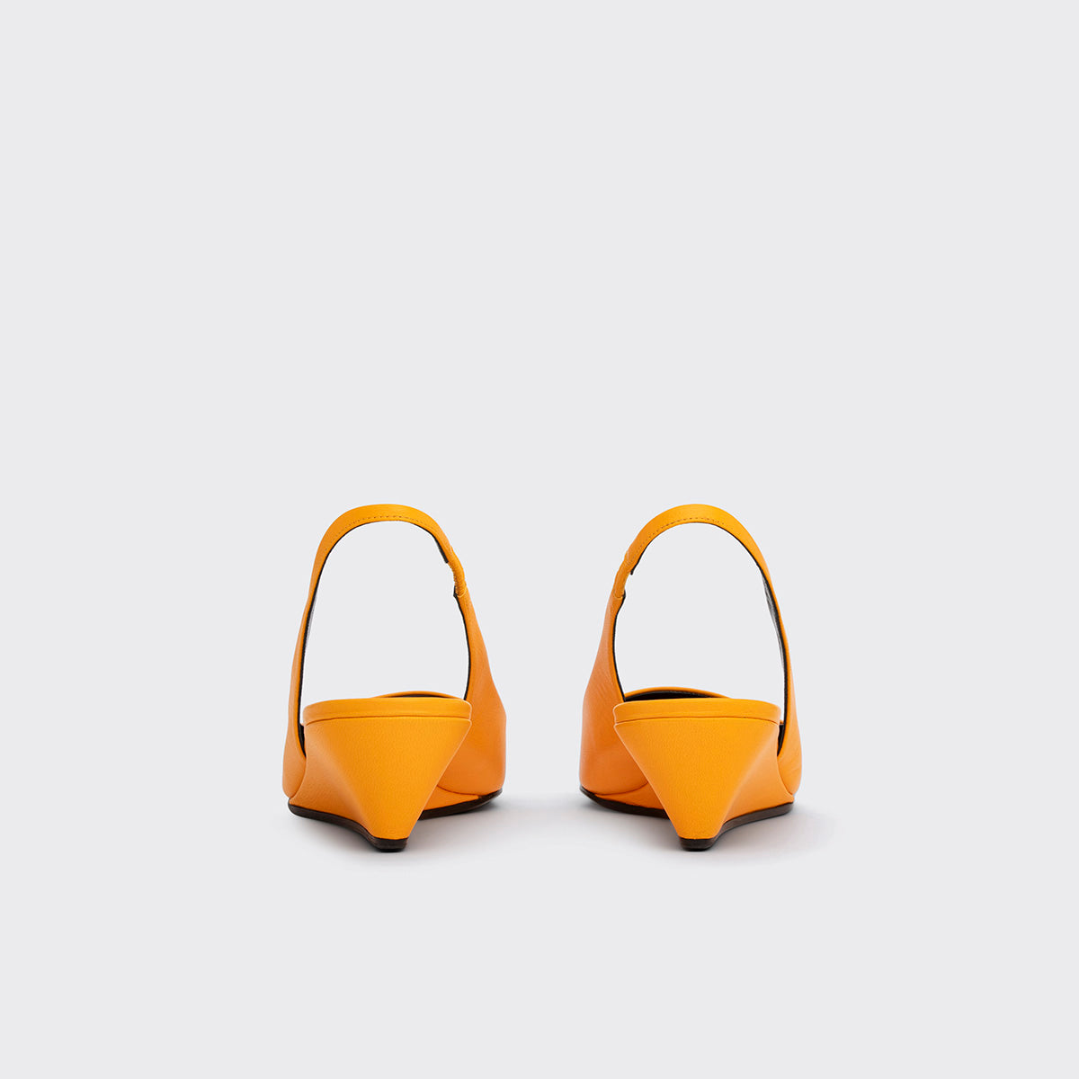 Pierre Hardy ESCARPIN SLINGBACK AMBER, cuir de chevreau mandarine, vue 7