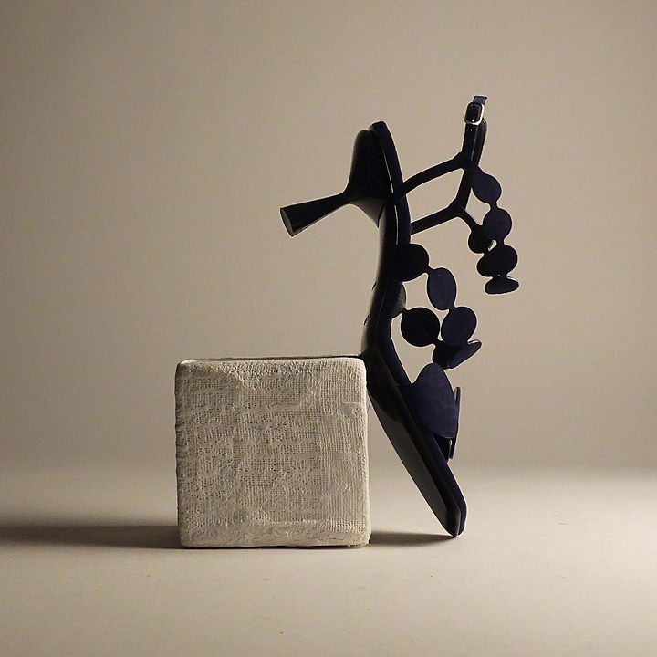 Pierre Hardy SANDALE À TALON MULTI BULLE LAVA, cuir de chevreau velours bleu marine, vue 5
