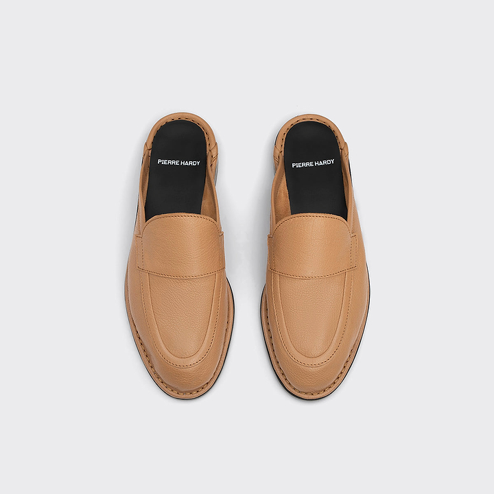 Pierre Hardy MULE NOTO, cuir de chèvre grainé camel, vue 2