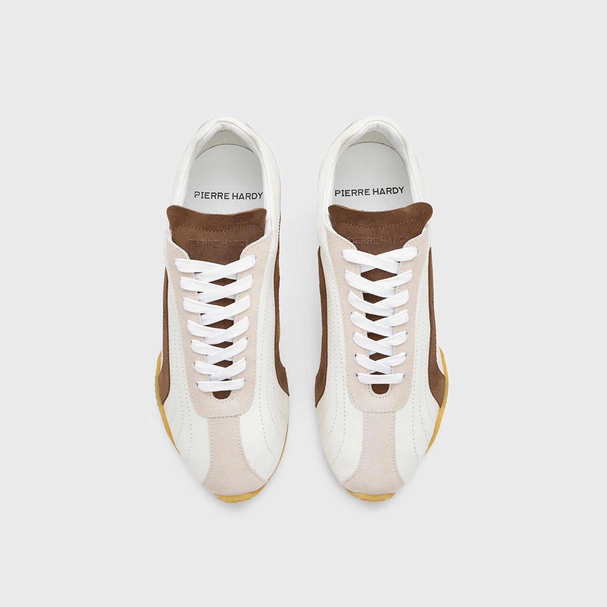 Pierre Hardy BASKETS JUMP, cuir de veau blanc et cuir de veau velours marron & blanc cassé, vue 2