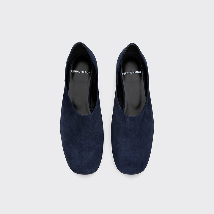 Pierre Hardy CHAUSSURES À ENFILER PIA, cuir de chevreau velours bleu marine, vue 2