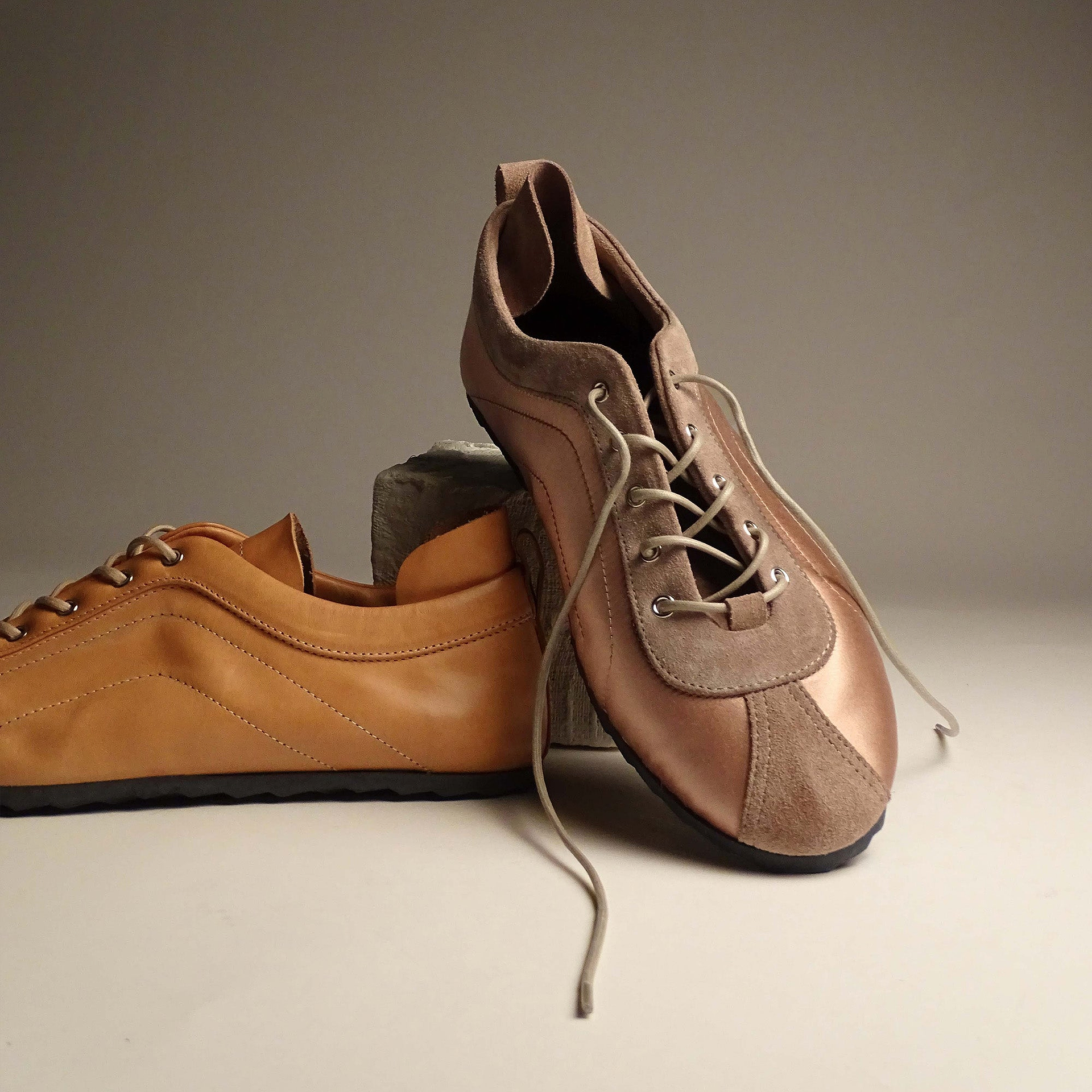 Pierre Hardy ISA SNEAKERS, suede calfskin and powder pink satin, vue 9