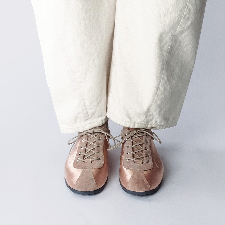 ISA SNEAKERS
