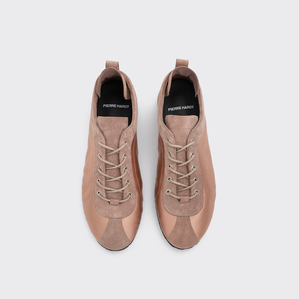 Pierre Hardy ISA SNEAKERS, suede calfskin and powder pink satin, vue 2