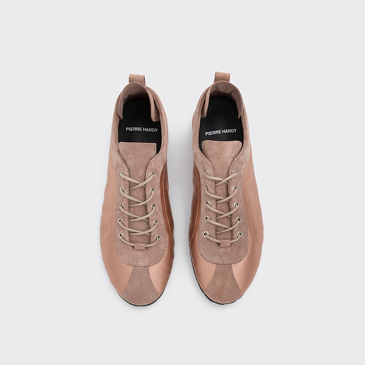 Pierre Hardy ISA SNEAKERS, suede calfskin and powder pink satin, vue 2