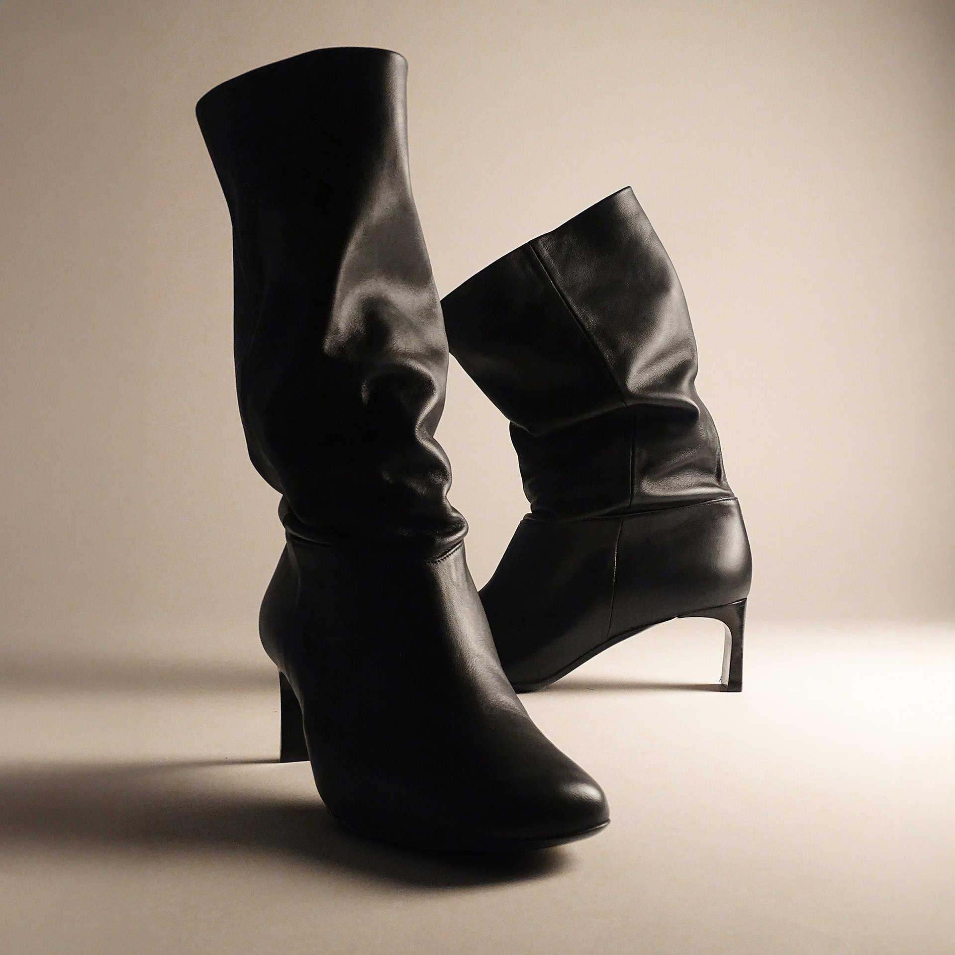 Pierre Hardy BOTTES JOELLE, cuir d'agneau noir, vue 7