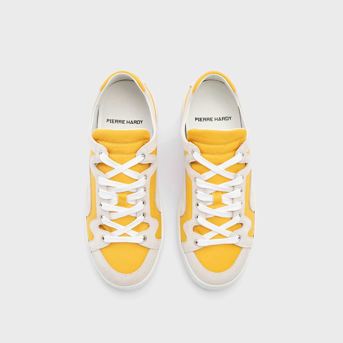 Pierre Hardy BASKETS ALPHA - FEMME, toile de nylon jaune et cuir de veau velours blanc, vue 3