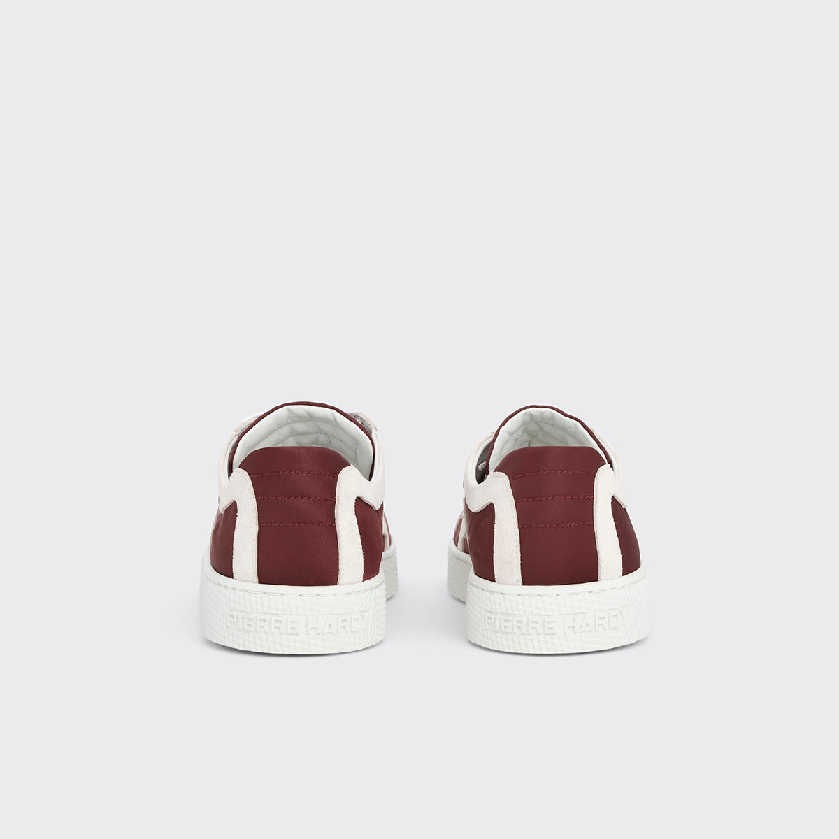 Pierre Hardy BASKETS ALPHA - HOMME, toile de nylon bordeaux et cuir de veau velours blanc, vue 9