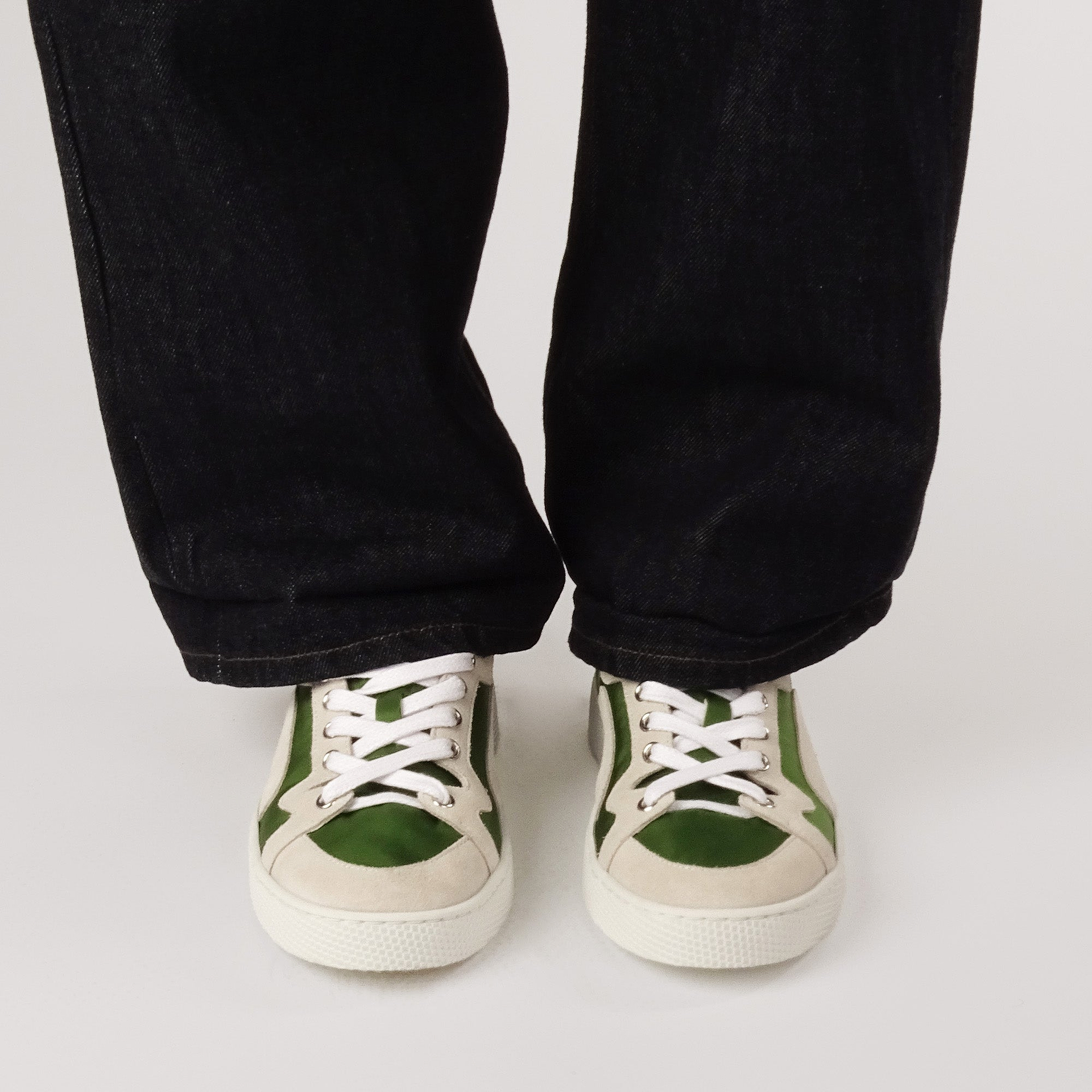 Pierre Hardy BASKETS ALPHA - HOMME, toile de nylon verte et cuir de veau velours blanc, vue 4