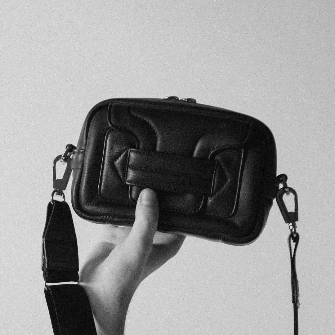Pierre Hardy SAC ALPHA BOX PAD, cuir d'agneau noir, vue 4