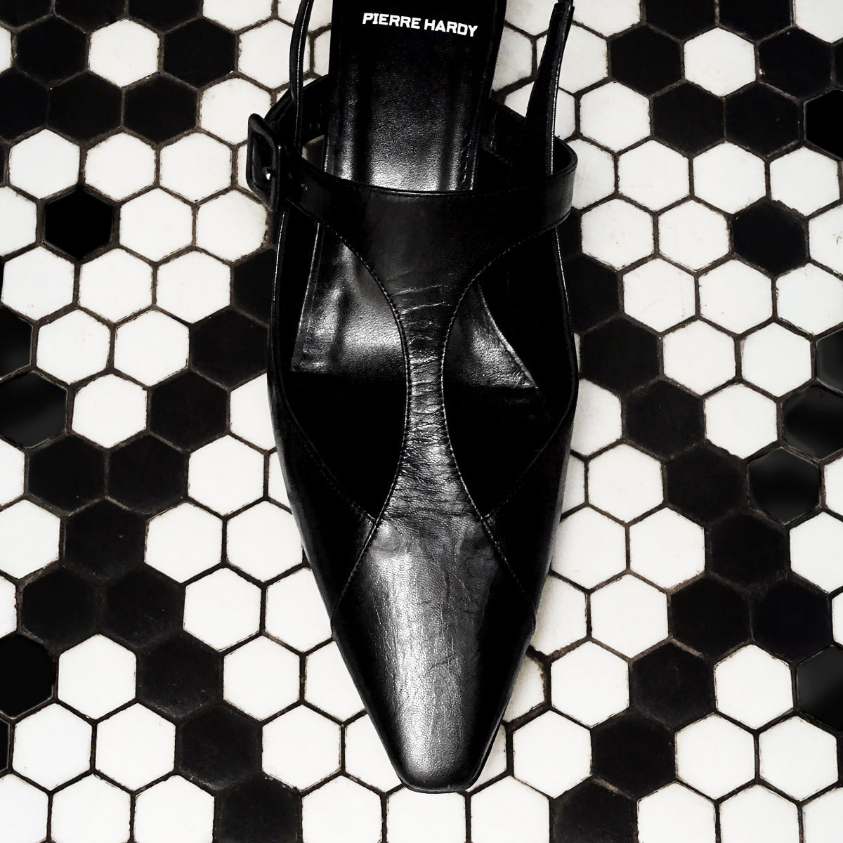 Pierre Hardy ESCARPIN SLINGBACK EDDIE, cuir de chevreau noir, vue 10