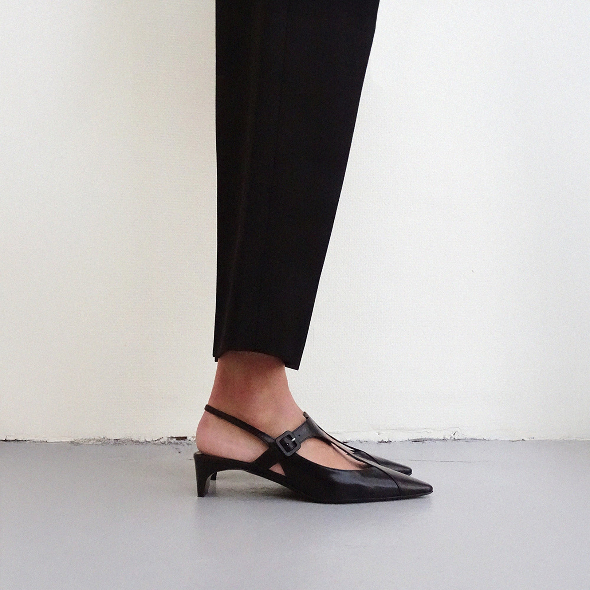 Pierre Hardy ESCARPIN SLINGBACK EDDIE, cuir de chevreau noir, vue 4