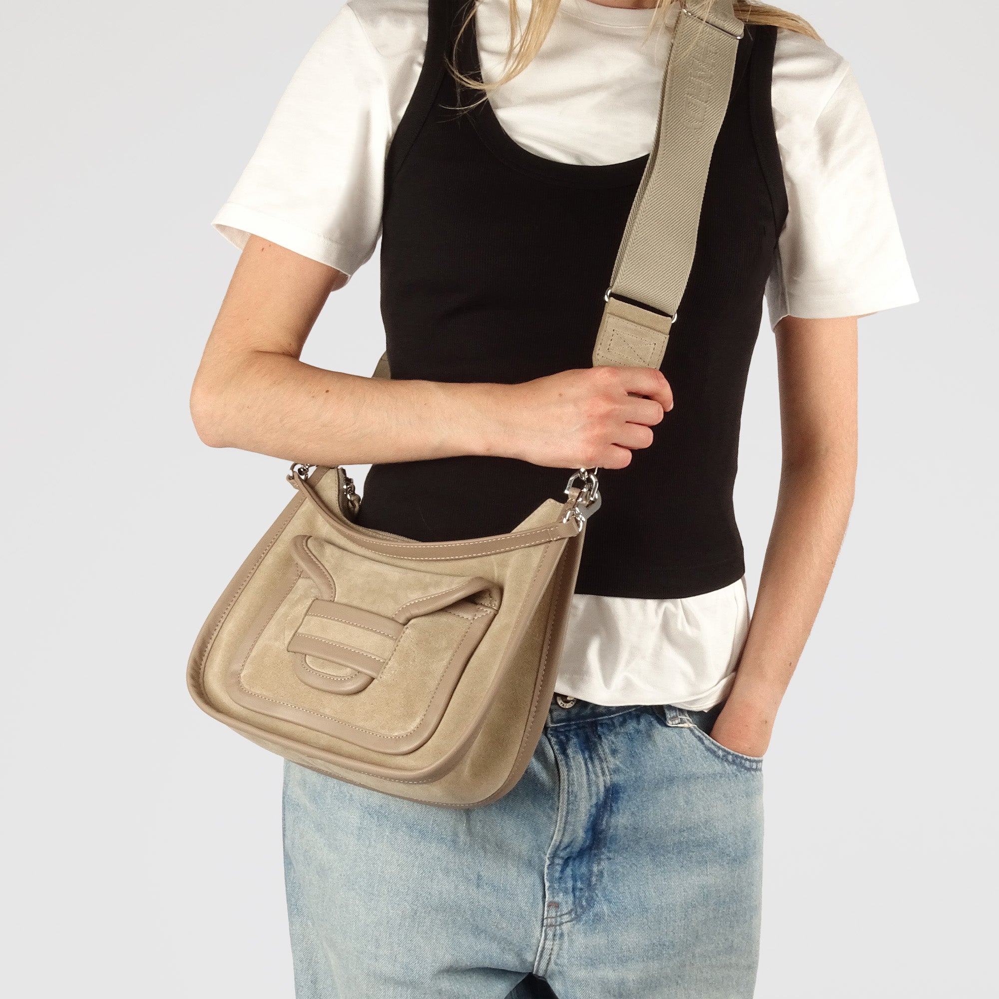 Pierre Hardy SAC ALPHA DAY, cuir de veau velours et cuir de veau beige, vue 4
