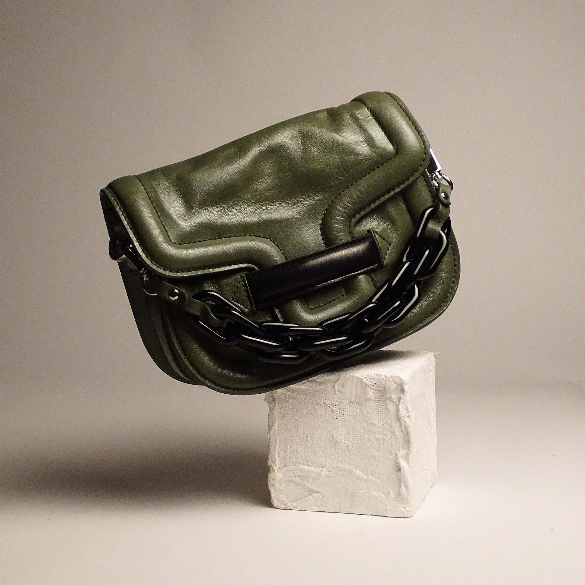 Pierre Hardy SAC MINI ALPHAVILLE, cuir de chevreau kaki et noir, vue 6
