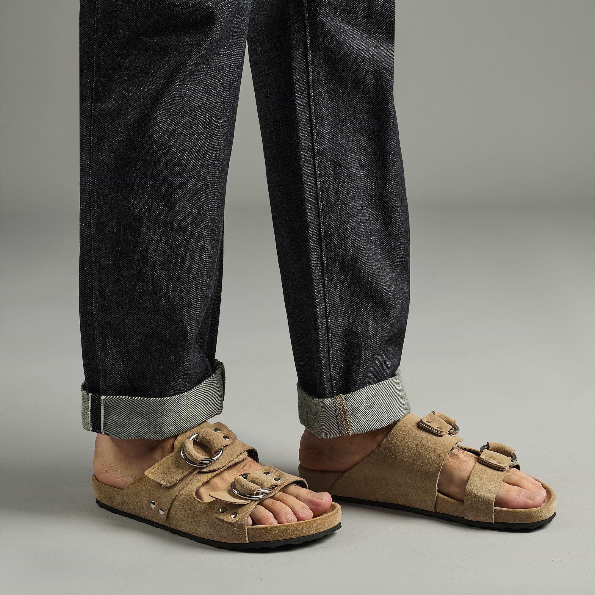 Pierre Hardy MULE PLATE BEACH RIDER, veau velours sable, vue 3