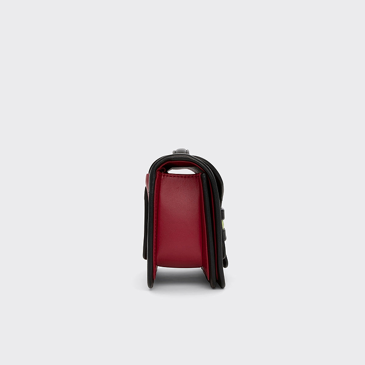 Pierre Hardy ALPHA HANDBAG, carmine red, lilac, anise and black lambskin, vue 4