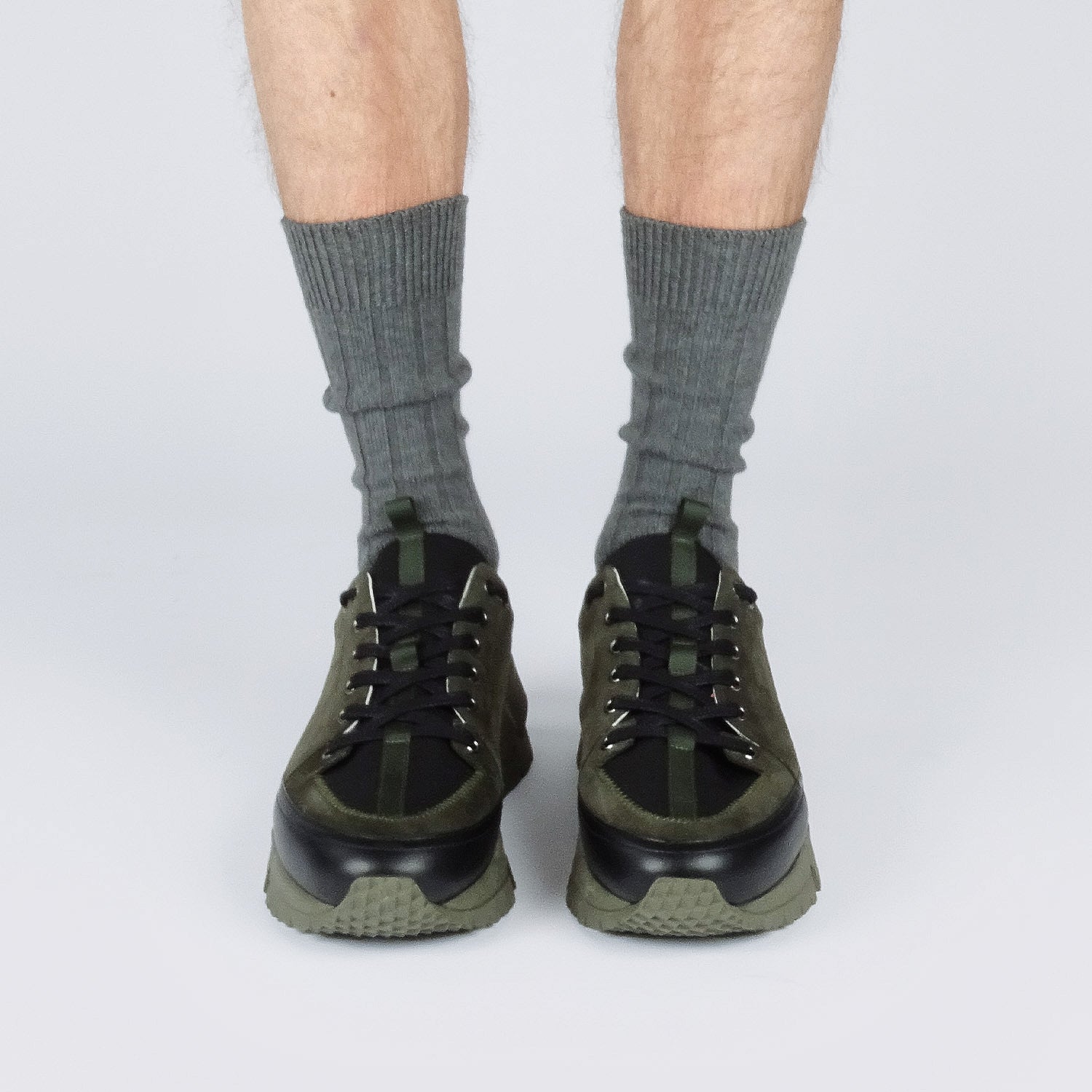 Pierre Hardy BASKETS STREET LIFE, toile de nylon noir, cuir de veau velours kaki et cuir de veau noir & blanc, vue 4