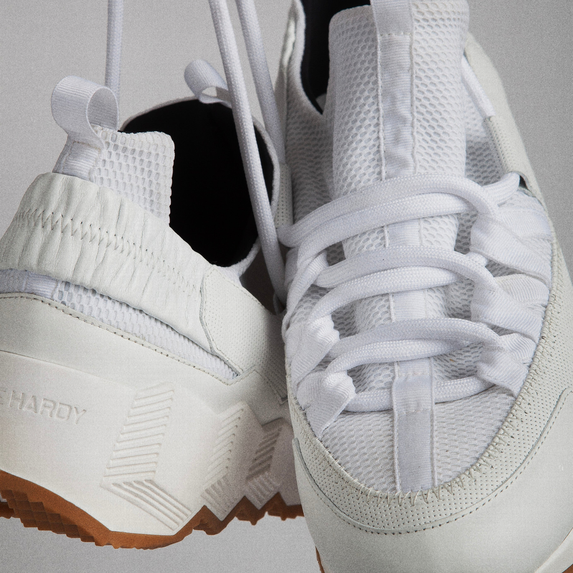 Pierre Hardy BASKETS TREK COMET, mesh blanc avec empiècements en veau blanc, vue 2