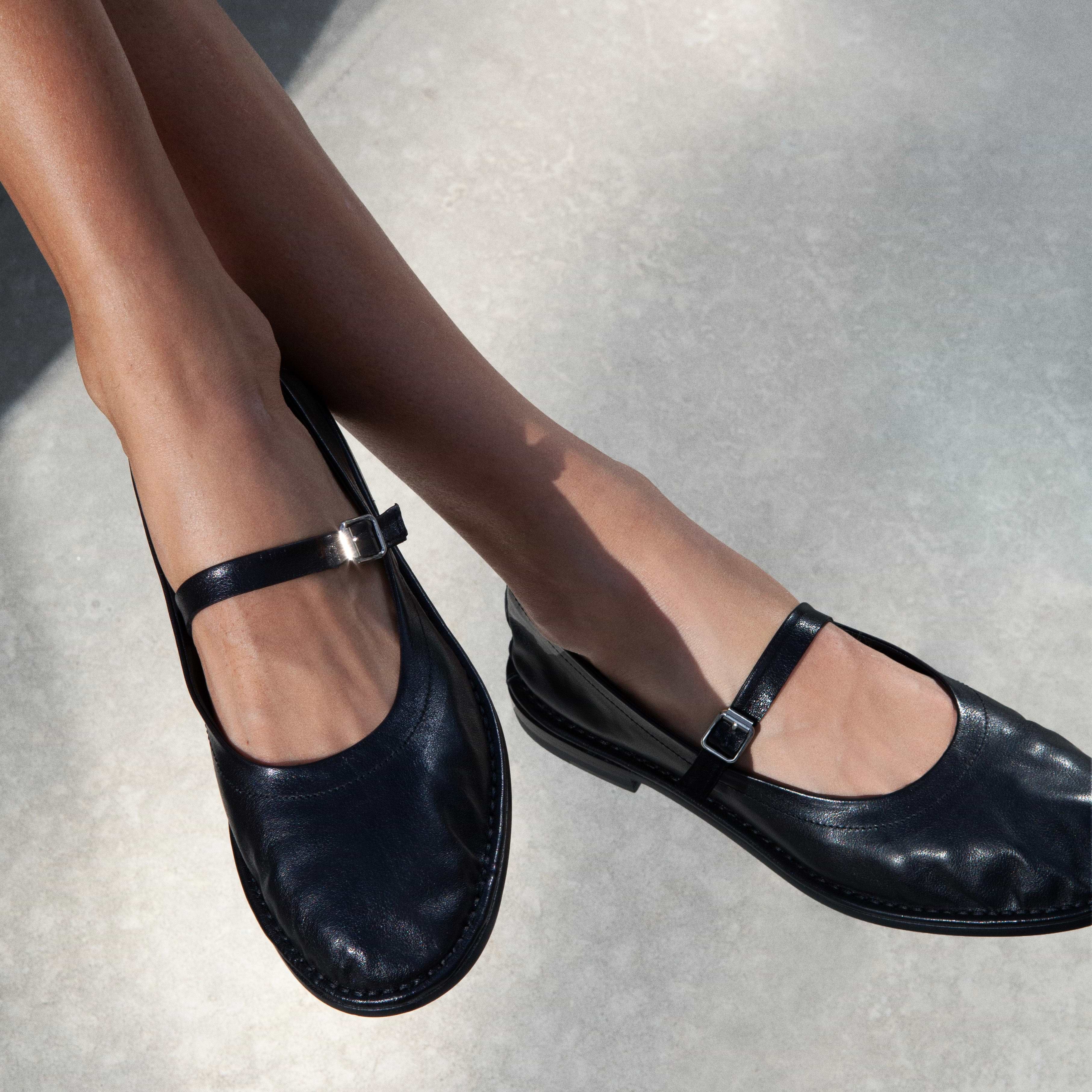Pierre Hardy BALLERINE TRISH, cuir de kangourou noir, vue 4