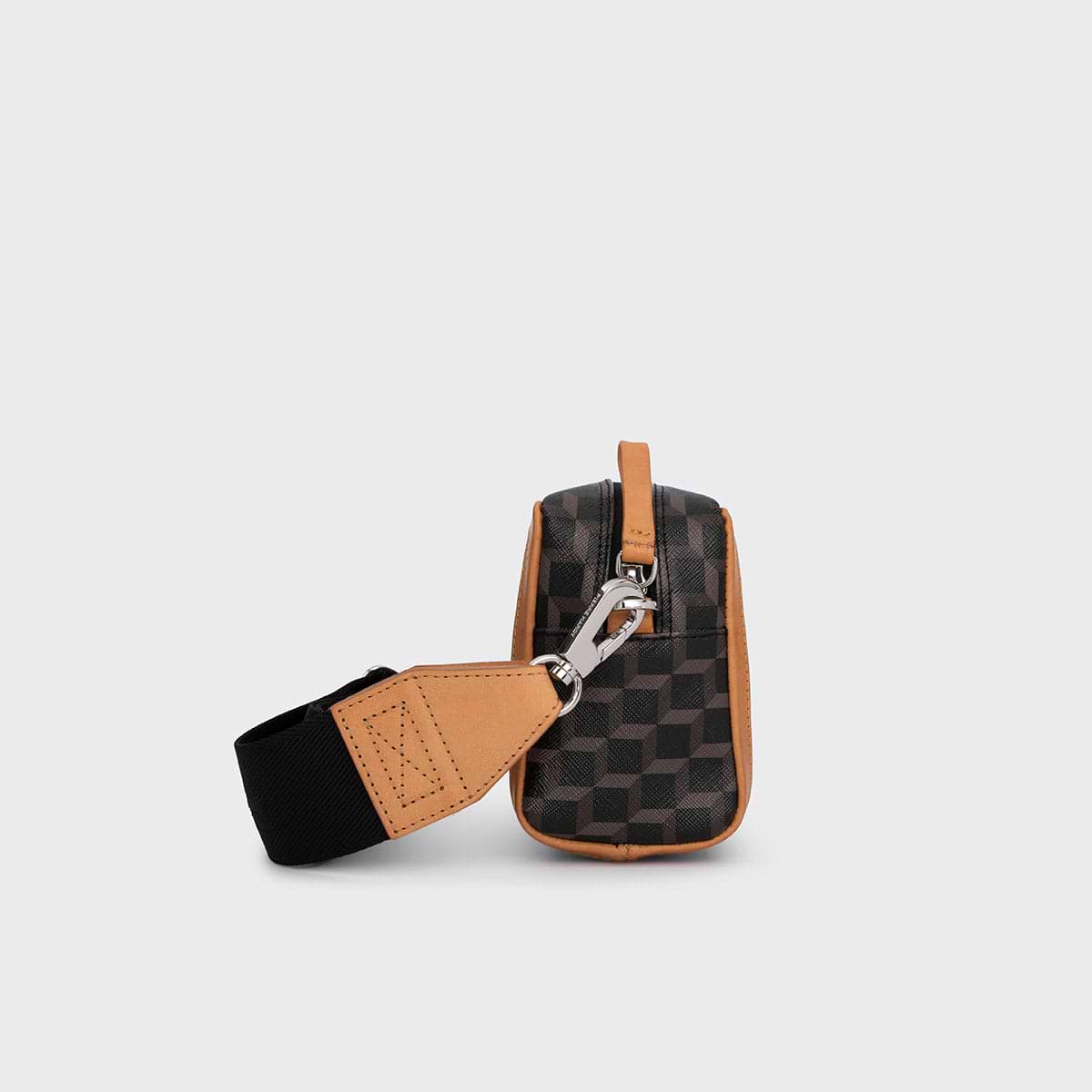 Pierre Hardy SAC MAXI CUBE BOX, toile enduite cube perspective noir et ganses en cuir de veau naturel, vue 6