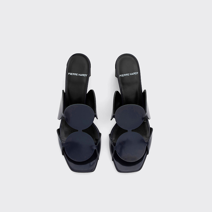 Pierre Hardy MULE À TALON BULLES, cuir d'agneau verni bleu marine, vue 2