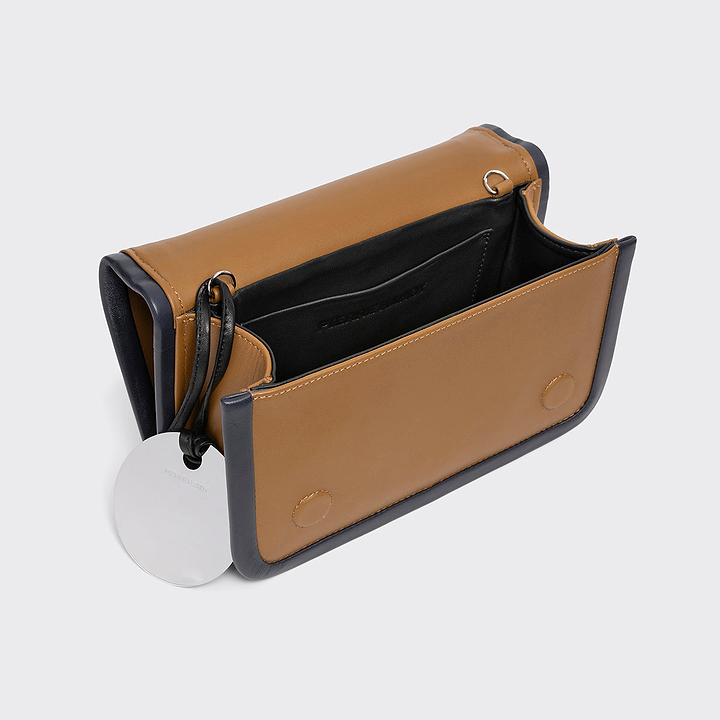 Pierre Hardy SAC À MAIN ALPHA MAXI, cuir d'agneau camel, bleu marine et rouille, vue 2