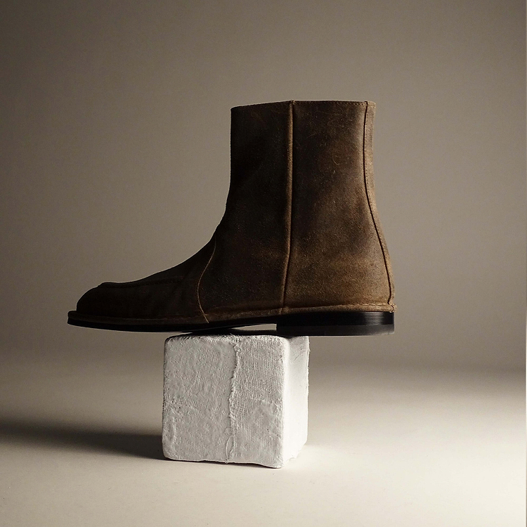 NOTO BOOTS