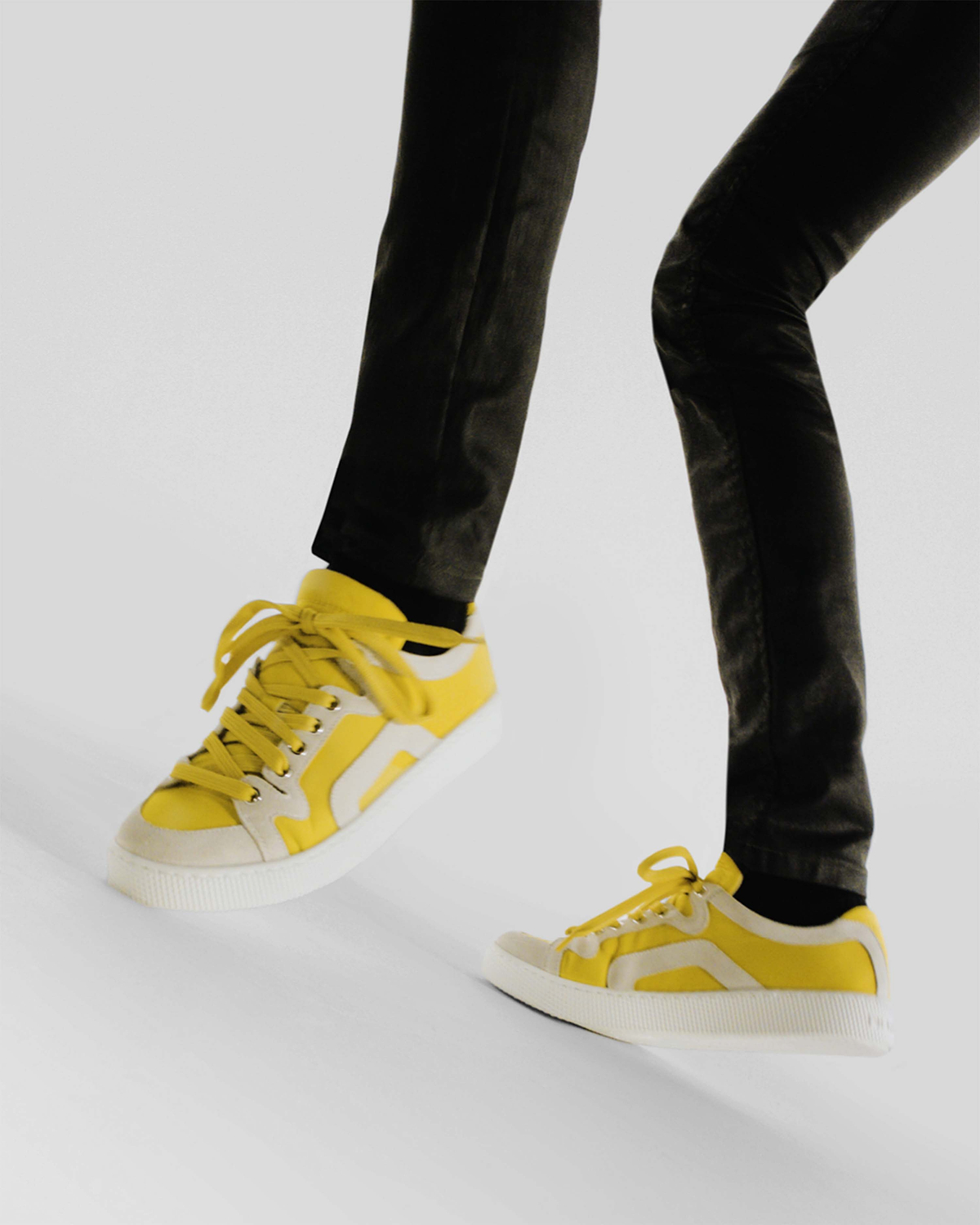 Alpha Sneaker close-up, yellow colourway, top view