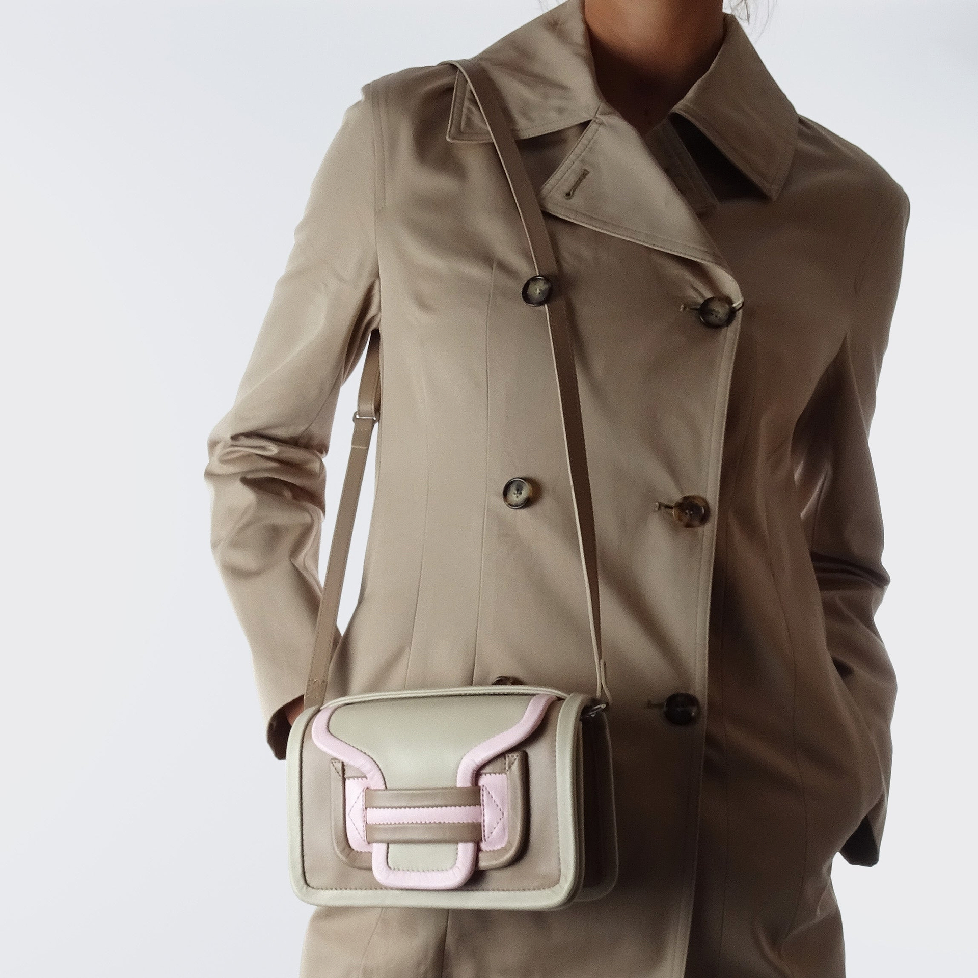 Pierre Hardy ALPHA HANDBAG, taupe & off-white calfskin and powder pink kidskin, view 5