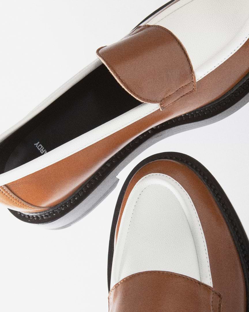 Pierre Hardy JOHN LOAFER, camel kidskin & white grained calfskin, view 2