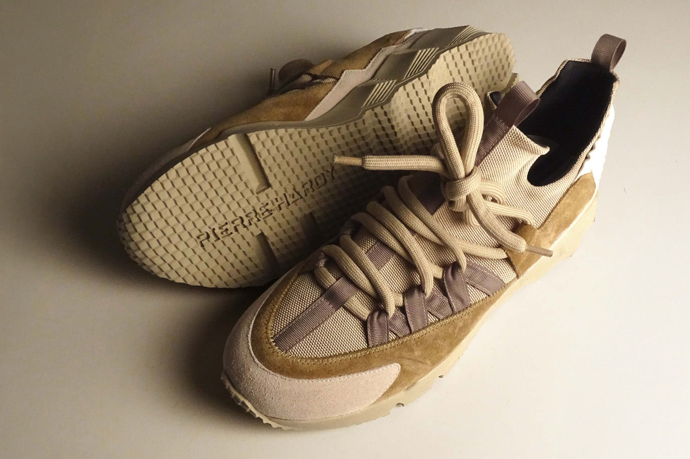 MEN TREK COMET SNEAKERS