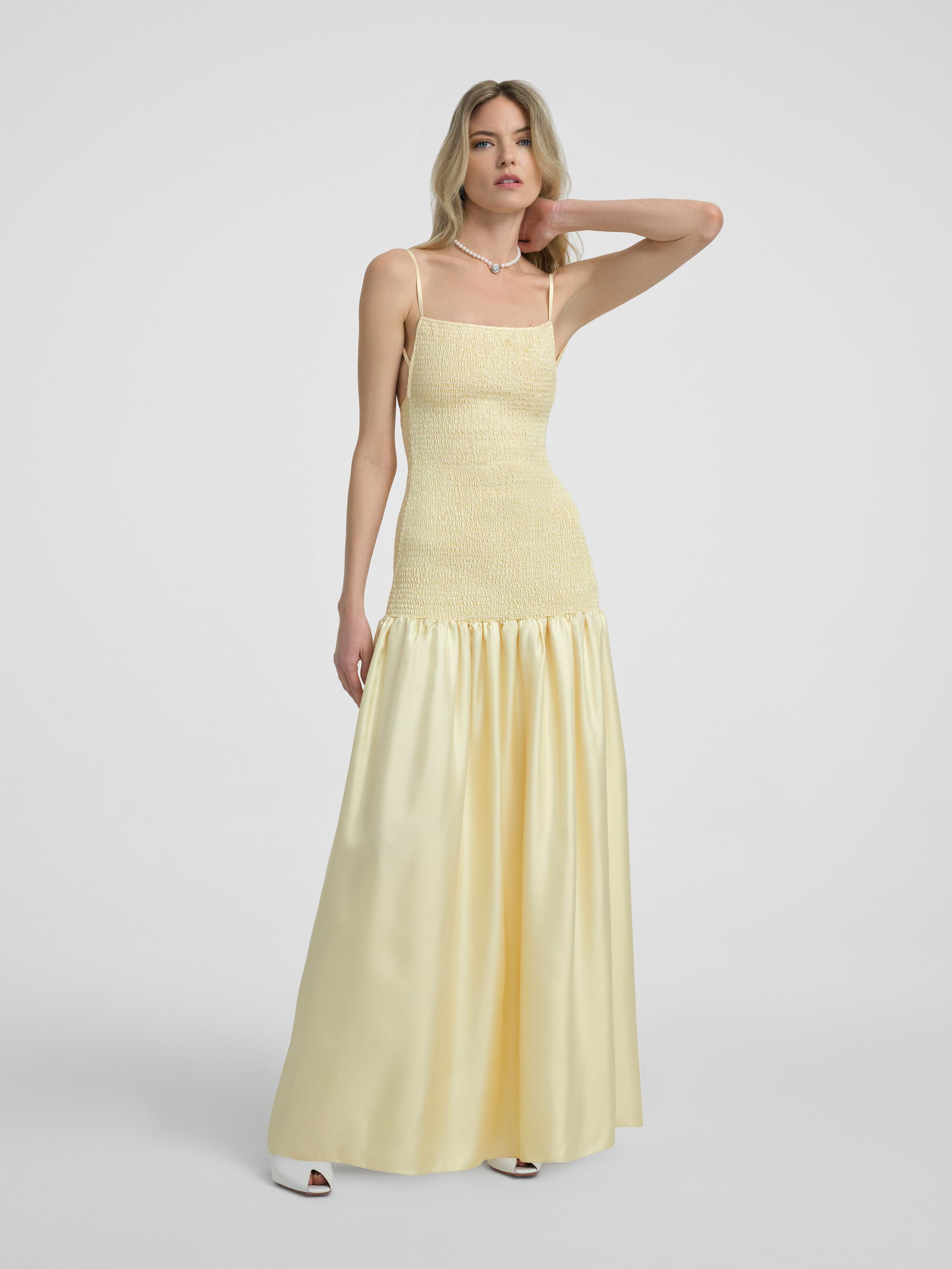 AFLALO Lumea Dress in Silk – Butter - Model Front