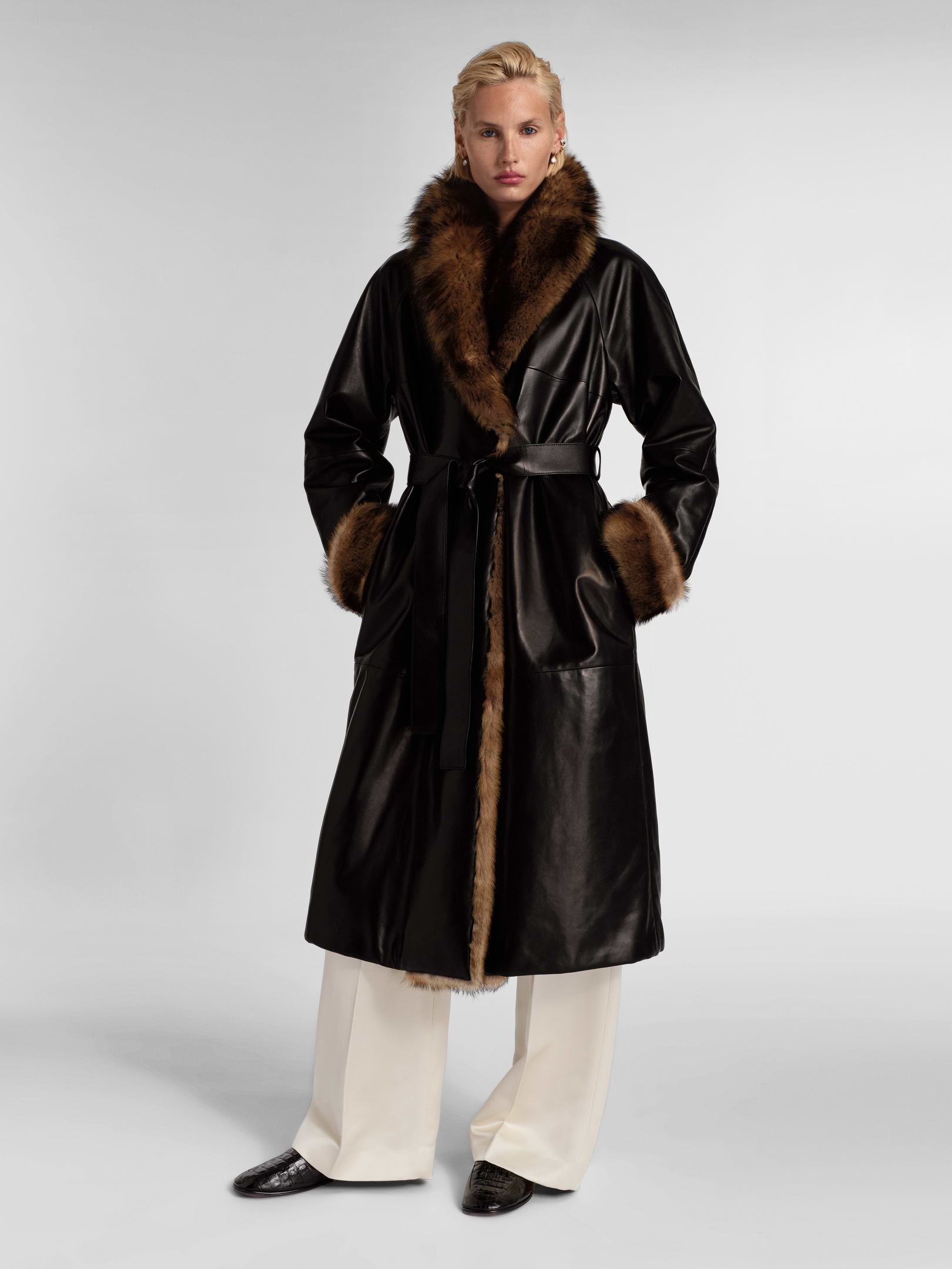 Fovea Coat in Leather