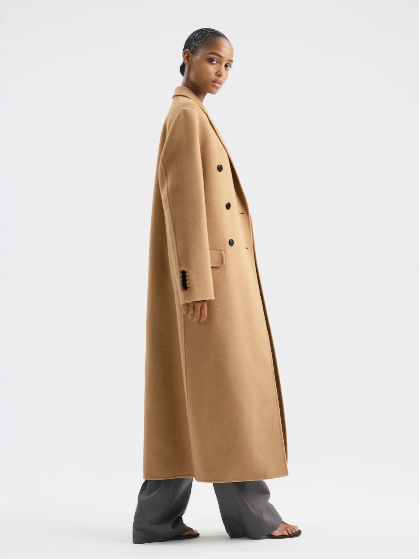 Valent Coat in Angora Wool - AFLALO