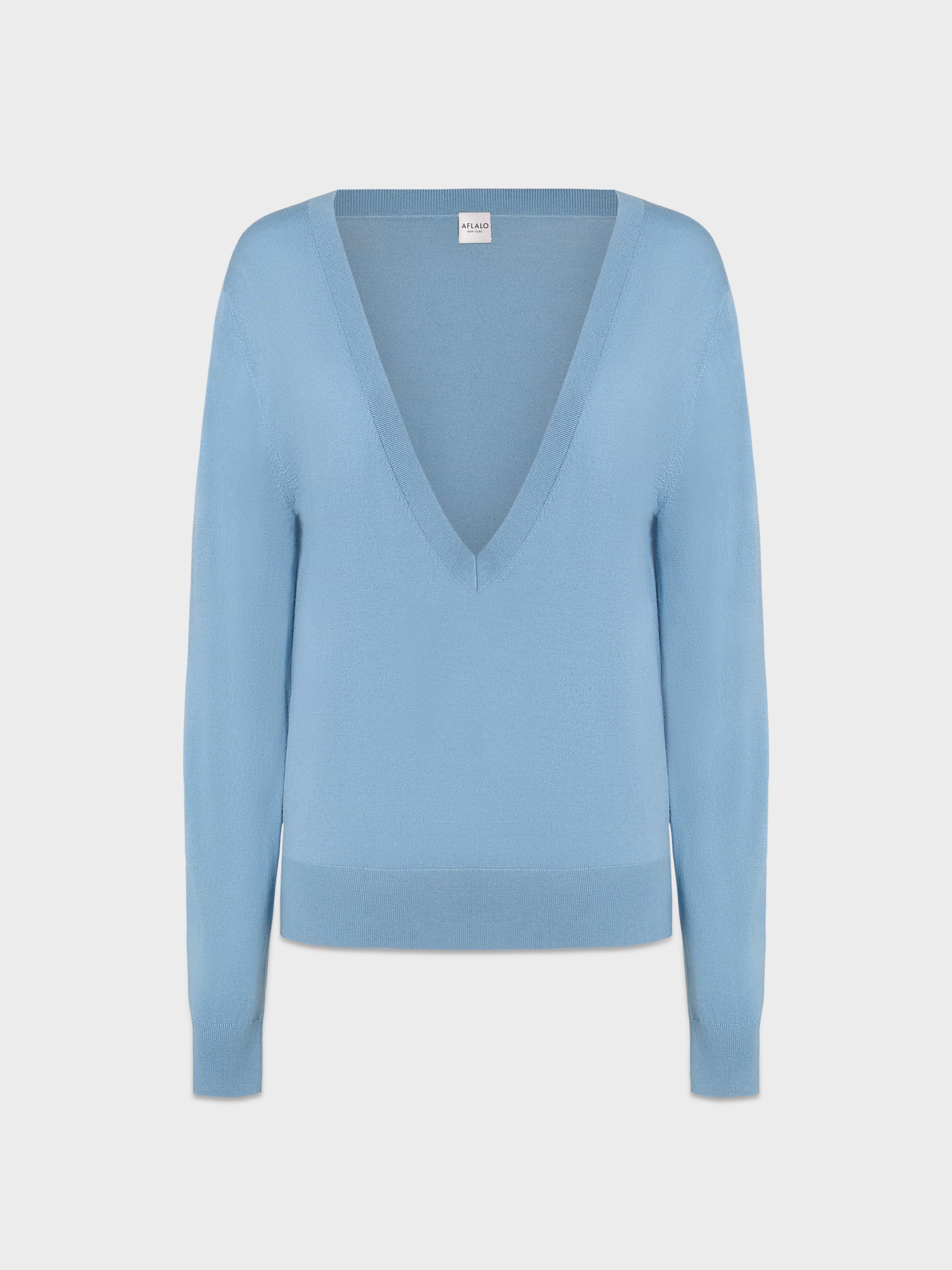 AFLALO Marana Sweater in Wool – Celeste - Ghost Front