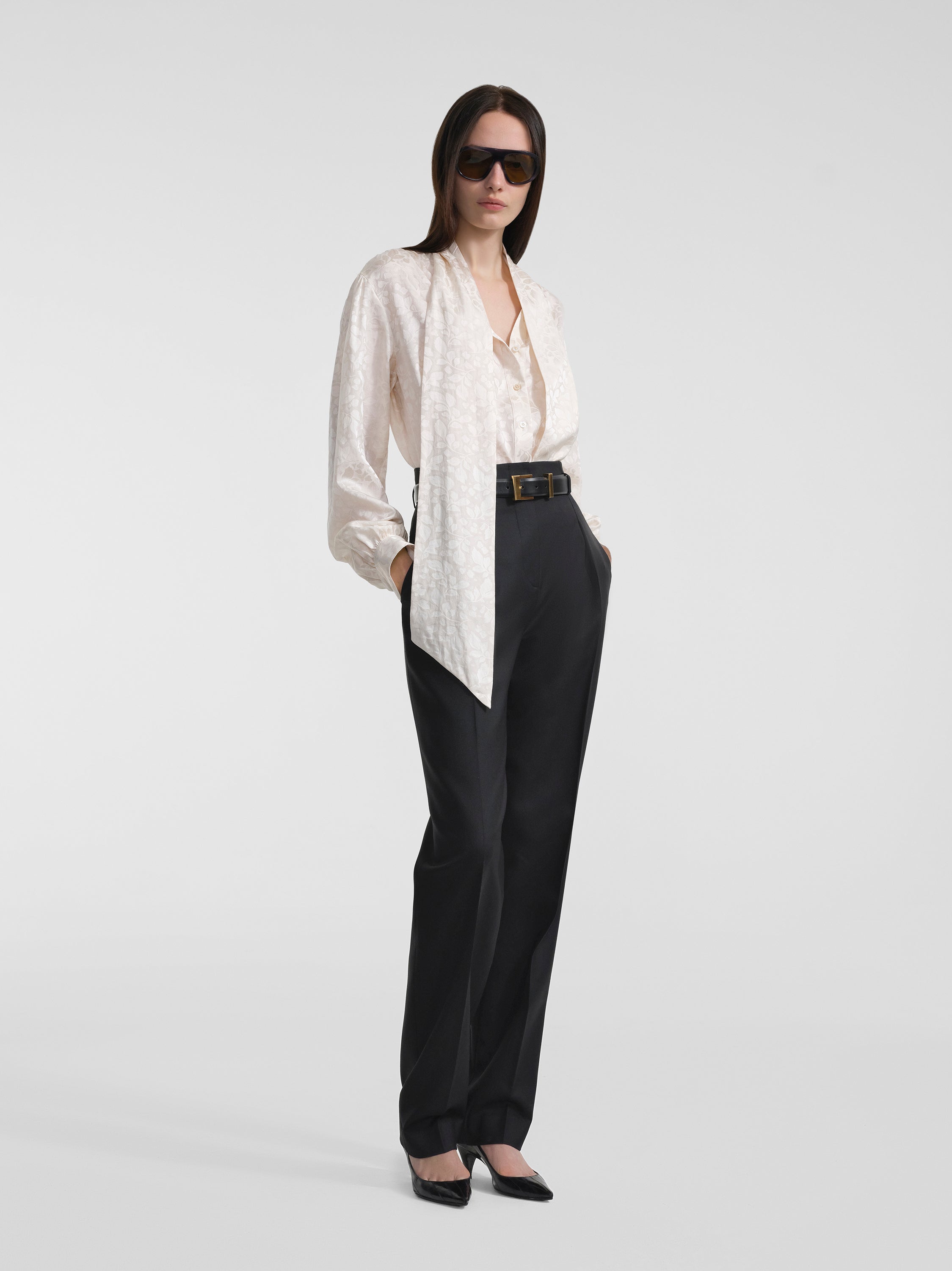 AFLALO Calen Pant in Wool – Black - Model Front